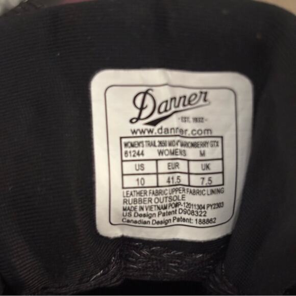 Danner Women’s Trail 2650 Mid GTX Hiking Boots in
Marionberry Size 10 - Picture 10 of 13